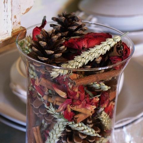 RUSTIC VELVET Festive Spice Glass Vase