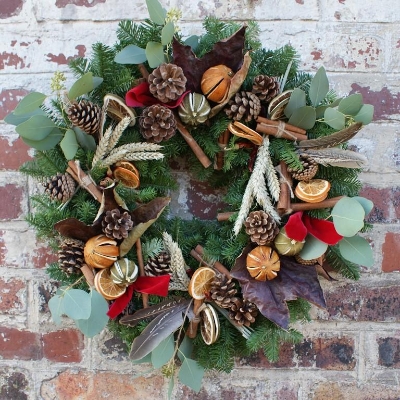 Luxury Rustic Spicy Country Fresh Christmas Wreath with FREE GIFT