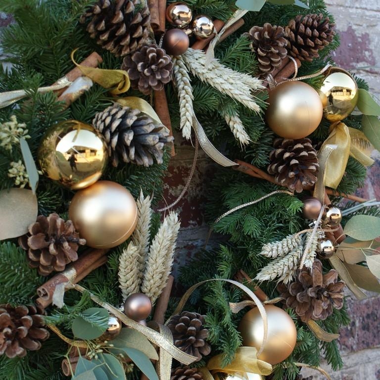 Luxury Glam Country Fresh Christmas Wreath with FREE GIFT