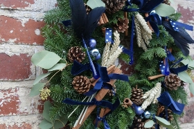 Luxury Navy Velvet Fresh Christmas Wreath with FREE GIFT